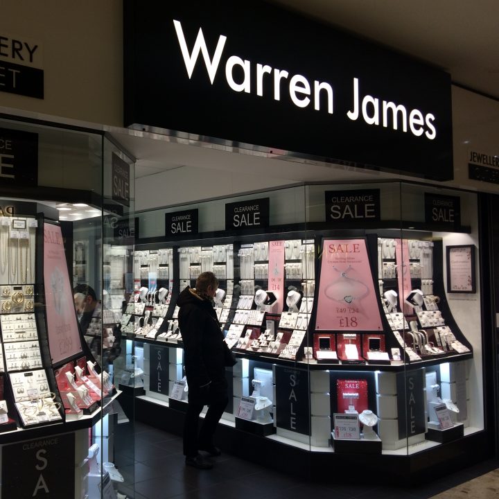 Warren James Hillstreet